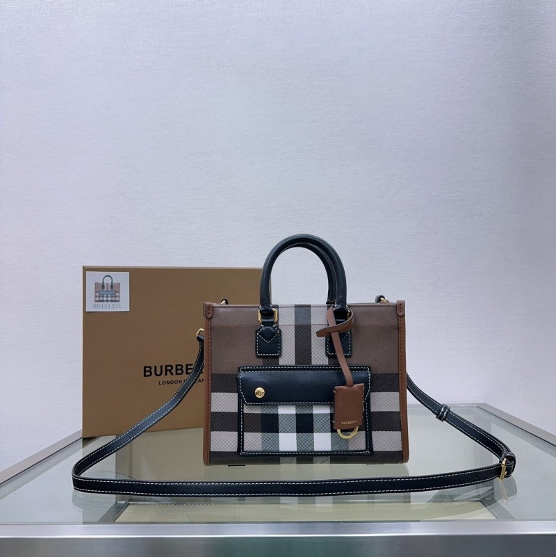 B**rry shopping bags